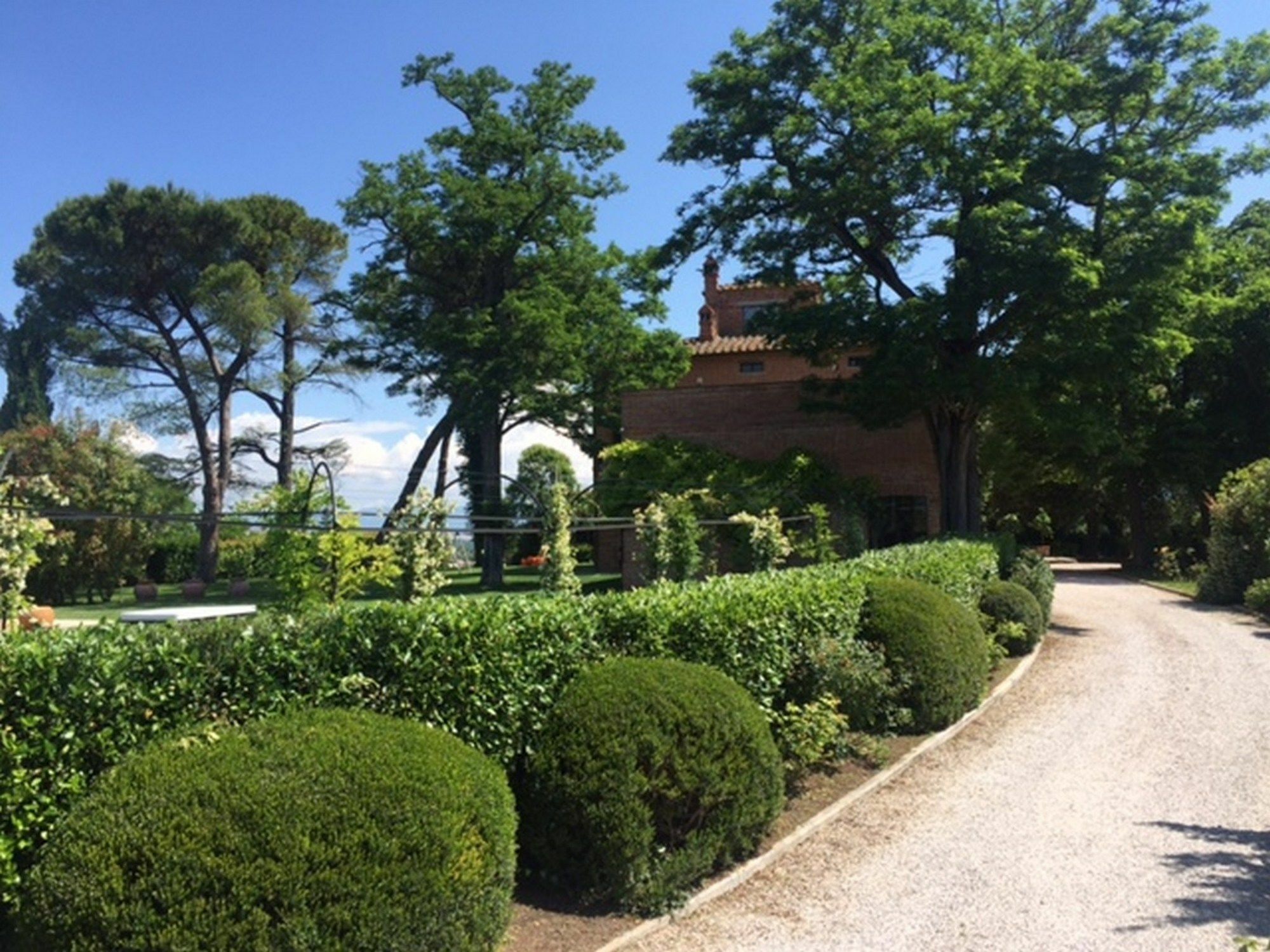 Relais Montemaggiore Bettolle Exterior photo